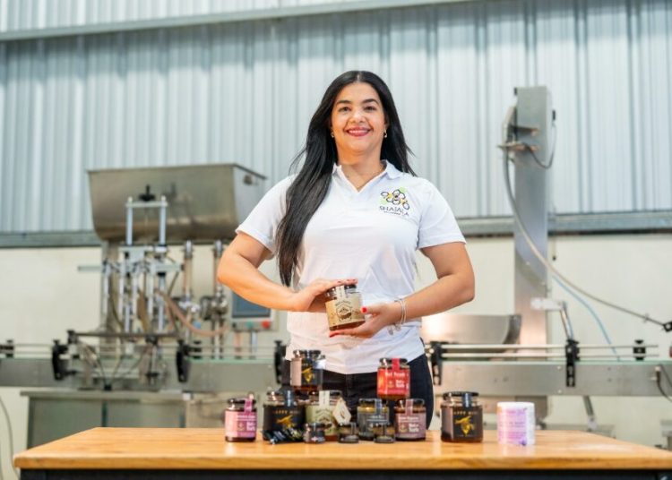 Empresarias del programa EMPRO impulsan crecimiento económico y el empleo en RD