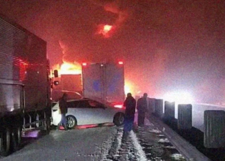 Al menos 7 muertos y 26 heridos al colisionar un camión con vehículos en el norte de Irak