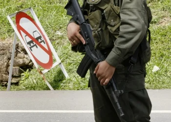 Al menos siete muertos y 17 heridos por un atentado en la Vía Panamericana en Colombia