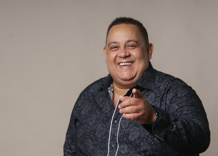 Abril bailable en Lungomare con Peña Suazo y Pablito Martínez