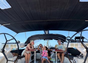 Hermana de Karol G reaparece en redes con fotos que reflejan su proceso de recuperación emocional