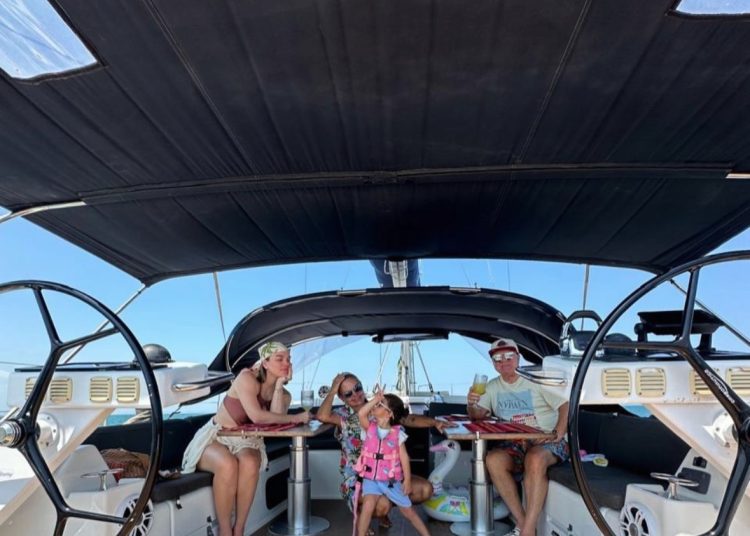 Hermana de Karol G reaparece en redes con fotos que reflejan su proceso de recuperación emocional