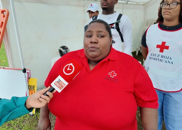 “Esto no es un trabajo, me llena el alma”: Rosa Elena Veras y la vocación que sostiene a la Cruz Roja desde el 2000