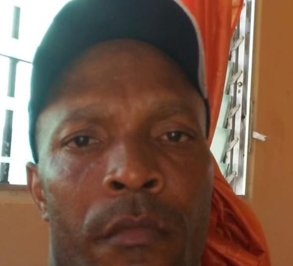 Joven pierde la vida luego de una discusión en colmado de Bayaguana