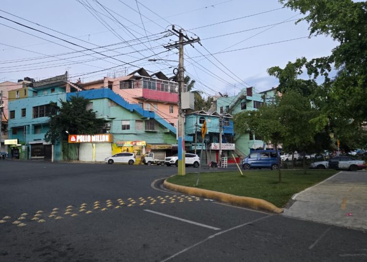 Sectores del Distrito Nacional se mantienen en calma durante el Viernes Santo; persiste consumo de alcohol en espacios públicos