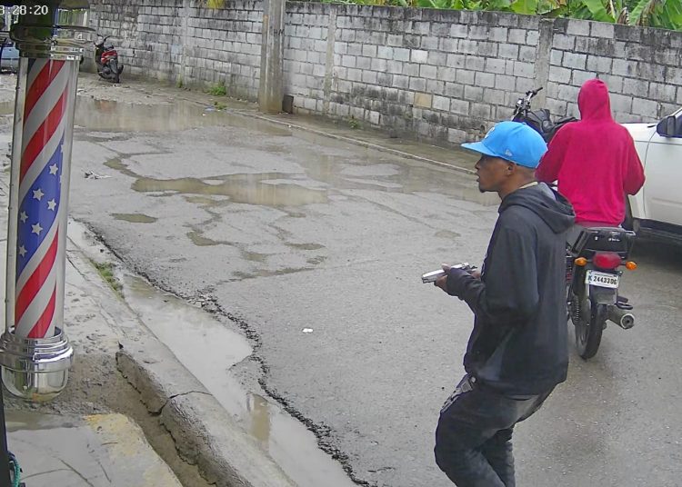 Presunto delincuente cae abatido al enfrentar patrulla policial en Los Alcarrizos