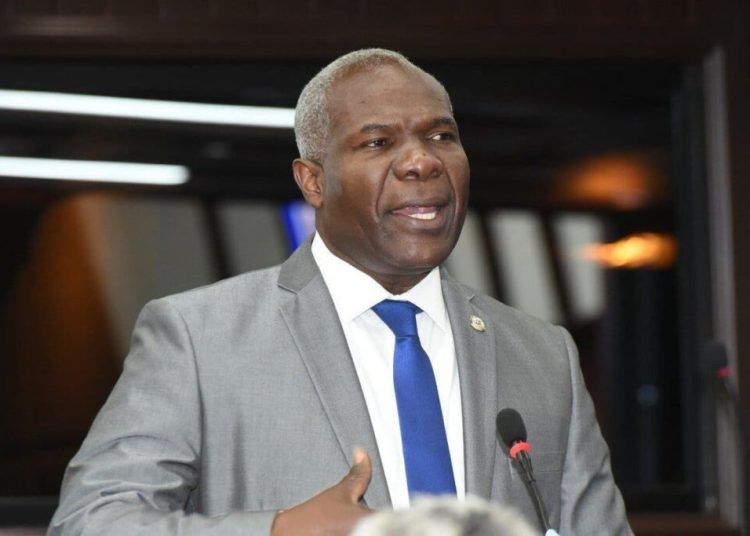 Diputado Luis Gómez felicita a periodistas dominicanos en su día y destaca su papel en la sociedad