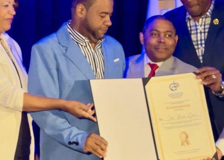 José Ramón Suero agradece reconocimiento del Colegio de Periodistas Dominicano (CDP)