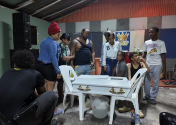 Madre de niña aplastada en SDO por pared también perdió embarazo y se encuentra hospitalizada