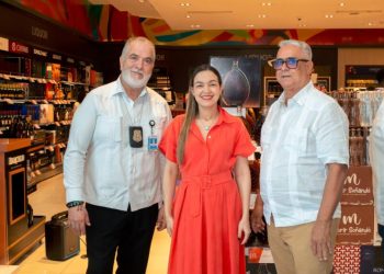 Lanzamiento oficial del Ron Tamboril: un homenaje a la capital mundial del cigarro