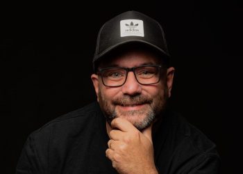 De Argentina al Caribe: Matías de Gyldenfeldt impulsa expansión de la música cristiana en la región