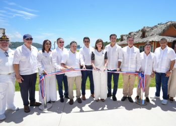 Vicepresidenta Raquel Peña inaugura primera etapa del puerto Samaná Bayport junto a Turismo y Apordom