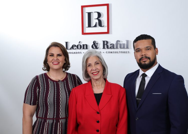 Abogados denuncian suspensión del CARD es inconstitucional y desacata decisiones del TSA