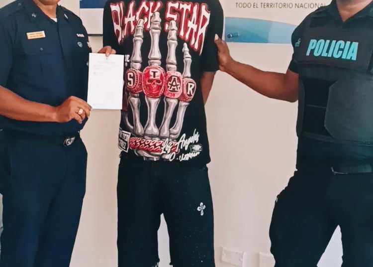 Policía informa se entrega “El Burro”, presunto responsable de múltiples atracos en SDE