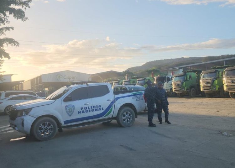 Hallan cadáver en descomposición en el vertedero de Rafey; autoridades investigan