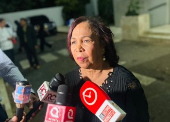 Zoila Puello define a Carlos Batista como “un maestro y hermano en la comunicación”