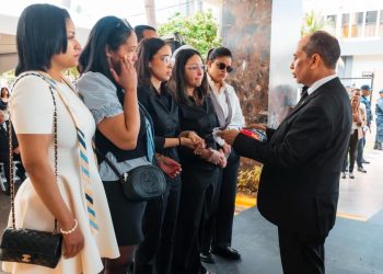 Hijos de Carlos Batista Matos despiden a su padre con emotivo homenaje en su funeral