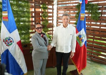 RD y Haití acuerdan reabrir el espacio aereo en reunión bilateral