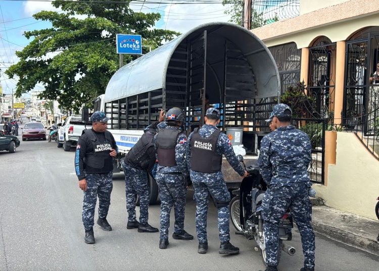 PN impide marcha motorizada del Colectivo de Organizaciones Populares en SFM