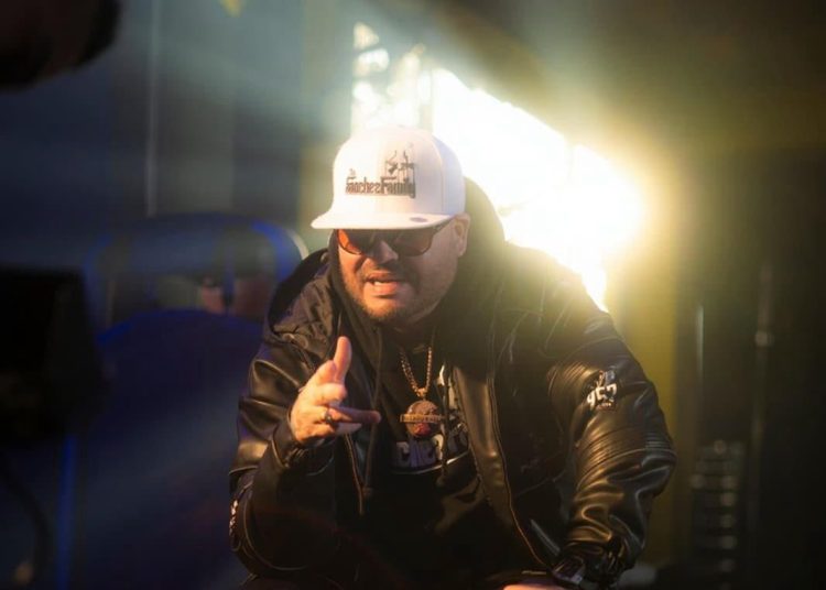 Papi Sánchez supera los 2 millones de vistas con “Hazle zoom”