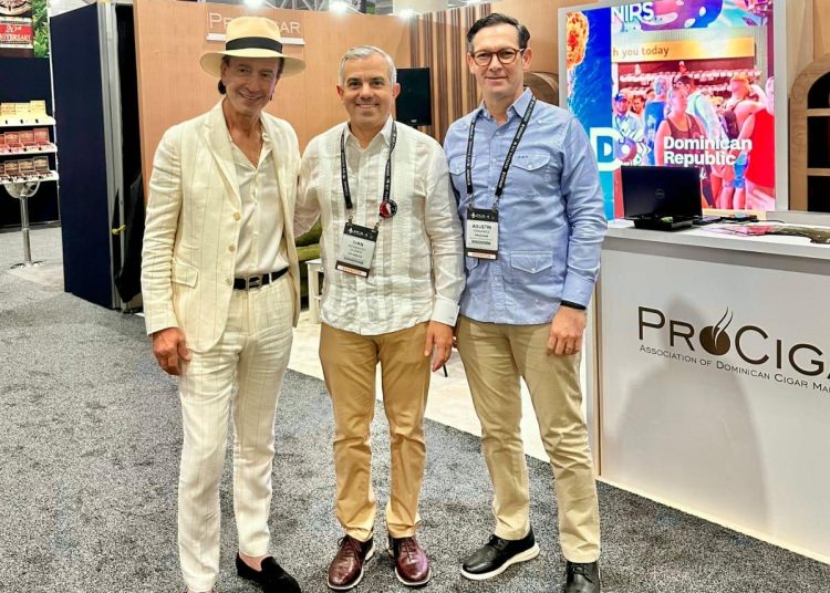 RD mantiene liderazgo mundial en la elaboración y exportación de cigarros premium