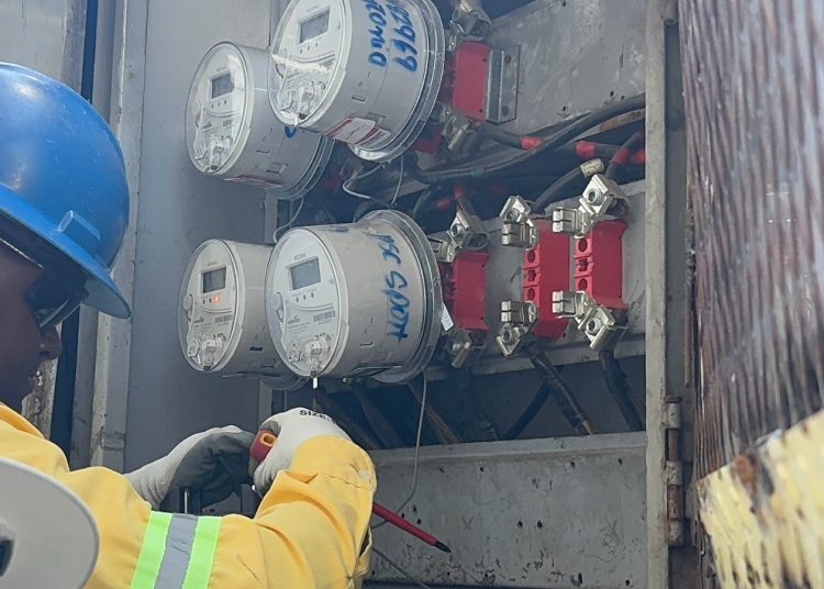 Detectan fraude eléctrico millonario durante operativo en SDE