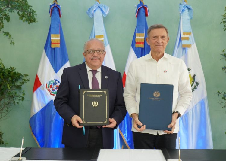 República Dominicana y Guatemala firman acuerdo para fomentar comercio e inversiones