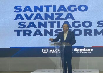 “Santiago es una ciudad que sabe hacia dónde va”, afirma Ulises Rodríguez en rendición de cuentas