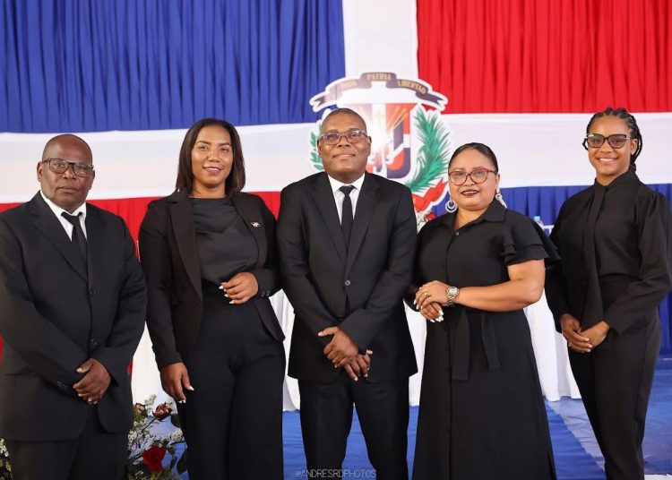 Alcalde de El Limón destaca crecimiento de la inversión privada en zonas turísticas