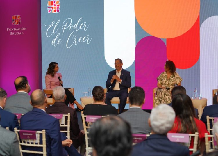 Premios Brugal Cree en su Gente resalta impacto social y reúne a líderes en inspirador panel