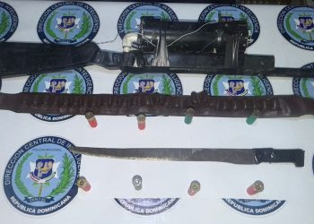 PN ejecuta operativos simultáneos y detiene a varios implicados en drogas, armas y violencia intrafamiliar