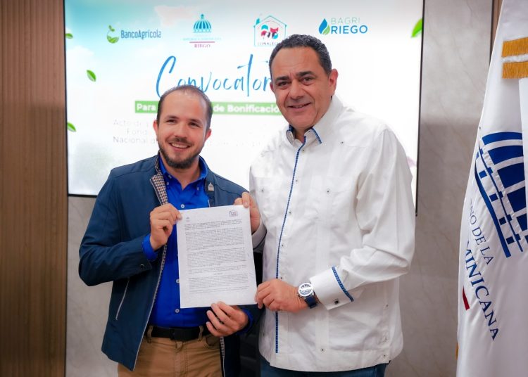 Gobierno destina RD$30 millones para eficientizar el riego en la producción de ganado