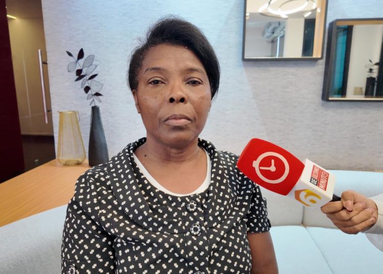 Mujer denuncia presunta persecución y amenazas de muerte por parte de su cuñada en San Cristóbal