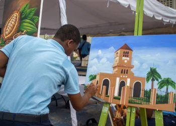 Monte Plata celebra Primera Gala Regional de Artes con masiva participación estudiantil