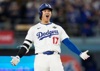 Ohtani llega a 51 juegos embasándose y sigue escalando en la historia