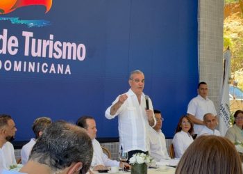 Abinader afirma que intervención en Sosúa marca “un renacer” turístico y social de la zona