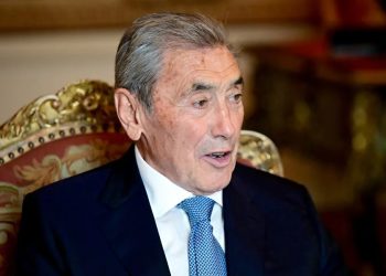 Hospitalizan a la leyenda del ciclismo Eddy Merckx por infección en la cadera