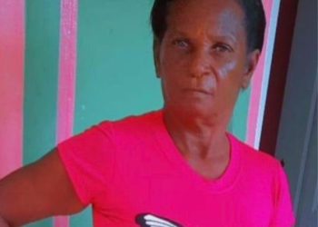 Identifican mujer fallecida en accidente en carretera Bayaguana–Monte Plata; estaba reportada desaparecida