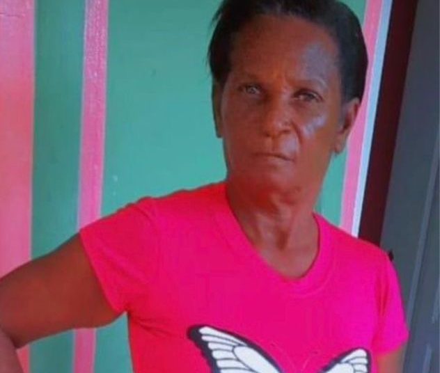 Identifican mujer fallecida en accidente en carretera Bayaguana–Monte Plata; estaba reportada desaparecida