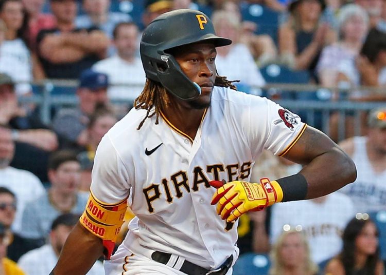 Cruz conecta jonrón más potente de la temporada y guía triunfo de Piratas sobre Texas