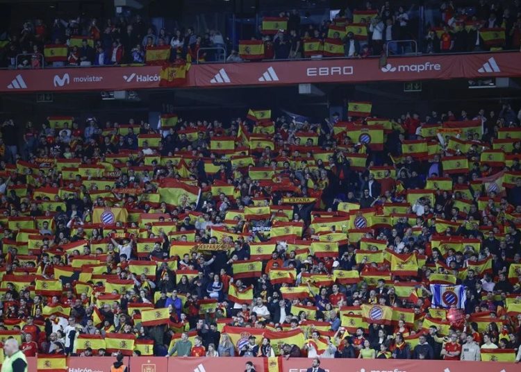 FIFA abre expediente disciplinario a la Federación Española por incidentes en amistoso ante Egipto