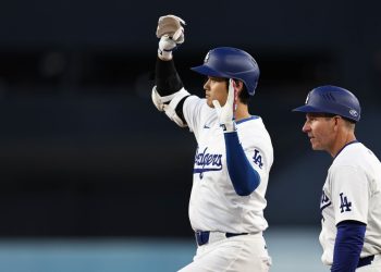 Ohtani alcanza 53 juegos embasándose y empata récord histórico de los Dodgers