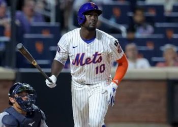 Mauricio decide en extrainnings y guía a los Mets a victoria sobre Arizona