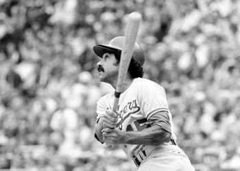 Fallece Davey Lopes, leyenda de los Dodgers y maestro del robo de bases, a los 80 años