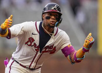 Ronald Acuña Jr. y Michael Harris II despiertan con jonrones en triunfo de Bravos