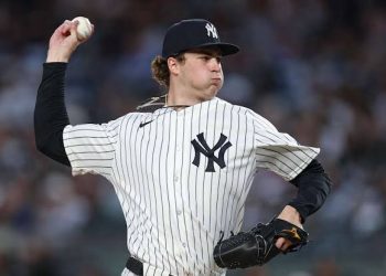 Schlittler domina en Fenway y Yankees completan barrida sobre Boston