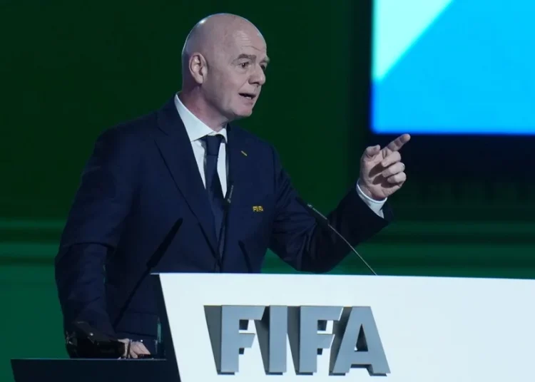 Infantino: «Por supuesto, Irán va a jugar en los Estados Unidos»