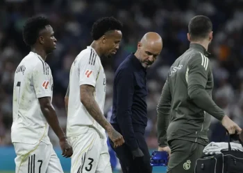 Militao es operado «con éxito», según el Real Madrid