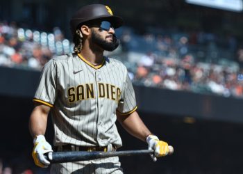 Tatis Jr. debuta en la segunda base y lidera triunfo de Padres sobre Rockies