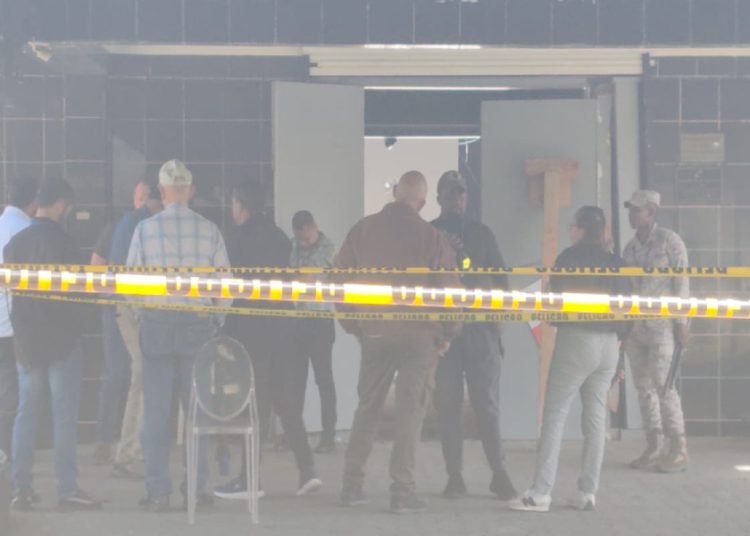 Ahora mismo: peritos de la defensa de los Espaillat realizan contra peritaje en ruinas del Jet Set